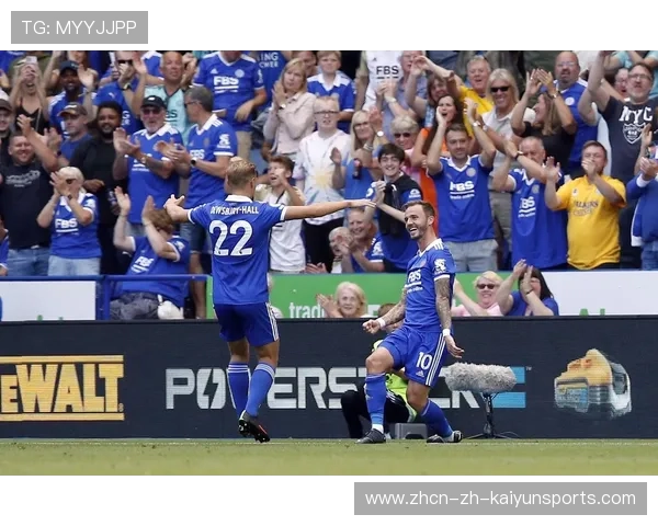 意甲黑马持续领跑,媒体称其“新莱斯特城”引发足球热潮 意甲黑马持续领跑,媒体称其“新莱斯特城”引发足球热潮