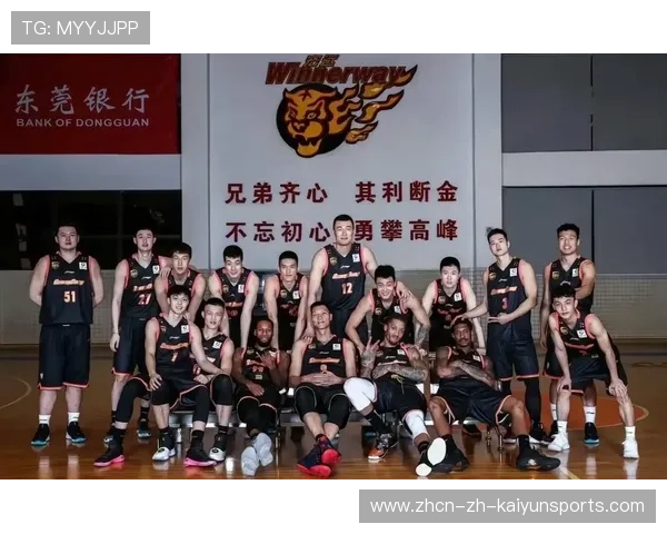 广东宏远再次扬威，争夺冠军希望大增！，广东宏远冠军视频